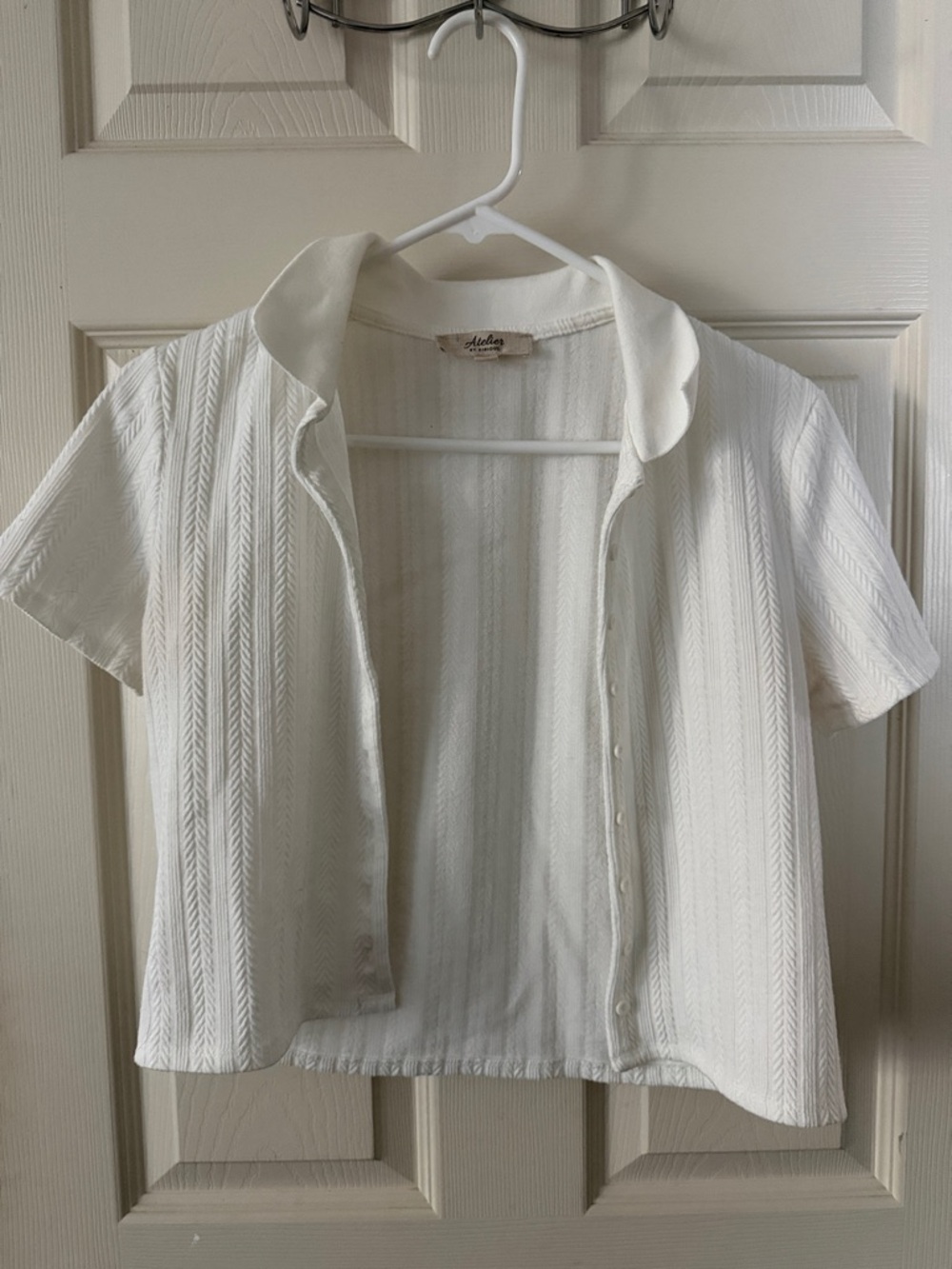 Atelier by Kirious White Textured Short Sleeve Button Top